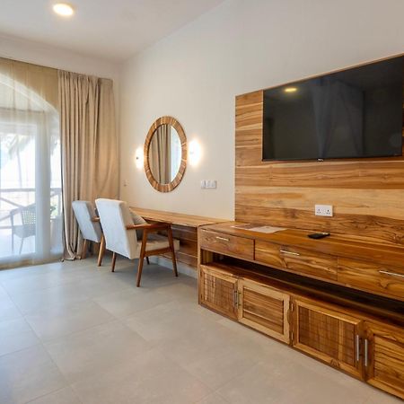 Royal Mandarin Hotel & Resort Pwani Mchangani Extérieur photo