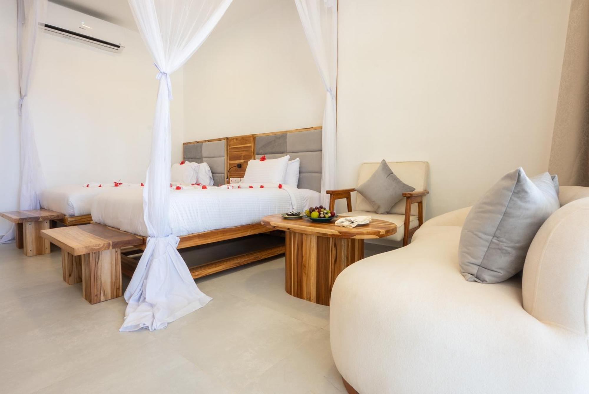 Royal Mandarin Hotel & Resort Pwani Mchangani Extérieur photo
